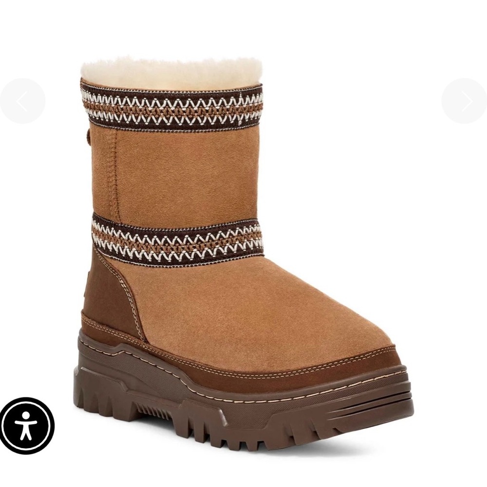 UGG Classic Mini Trailgazer Boot 7